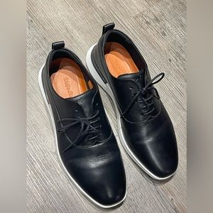 Black Wolf and Shepherd Crossovers (Men’s 11.5)